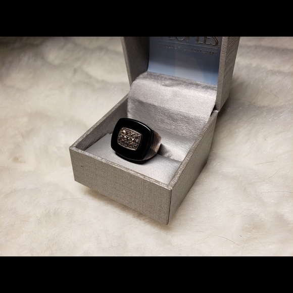 Sterling Silver Ring With Black Onyx & Hematite - Picture 2 of 4